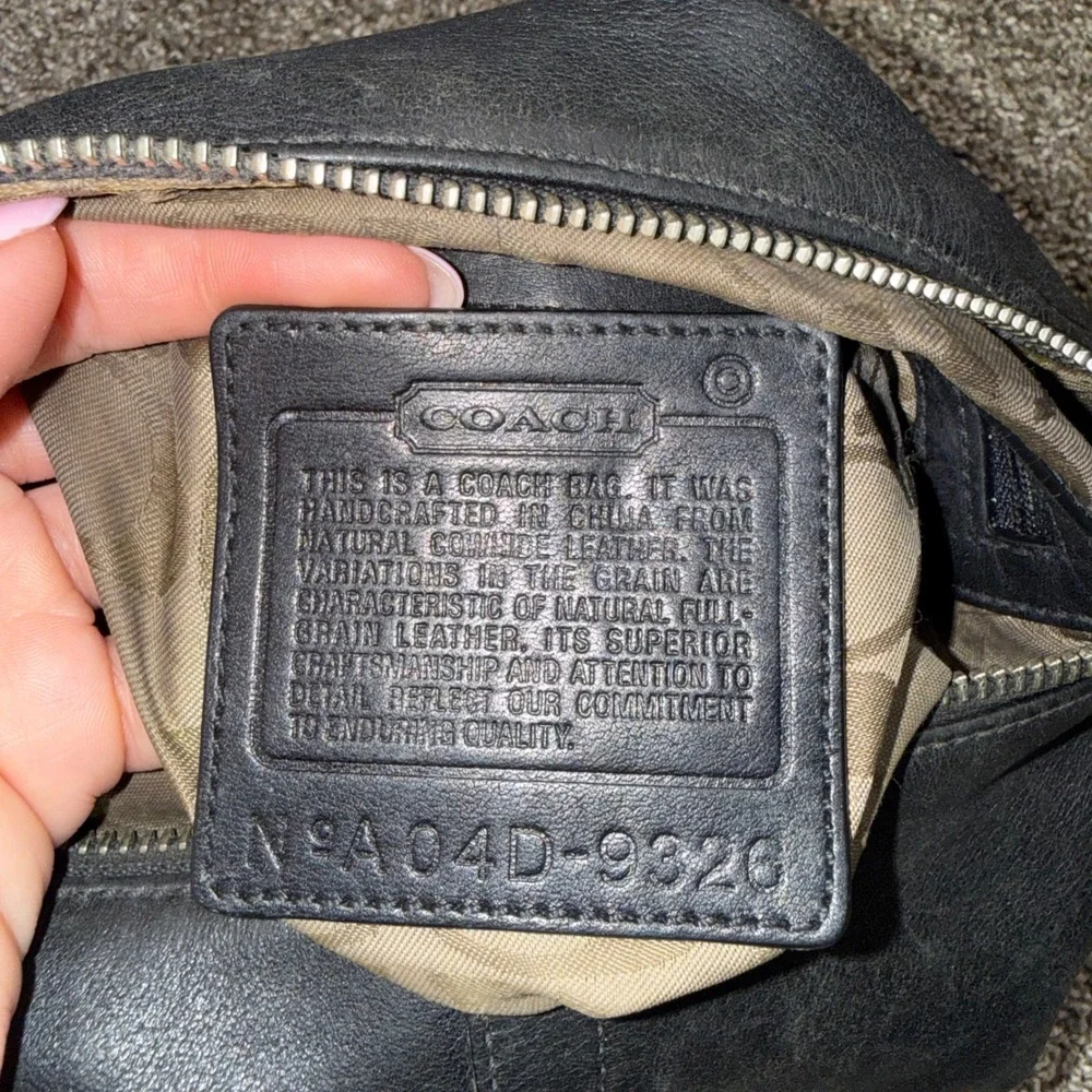 Coach Sholder/Crossbody Bag Womens Medium Black Leather Good 9326 Hobo‎ Zip Top